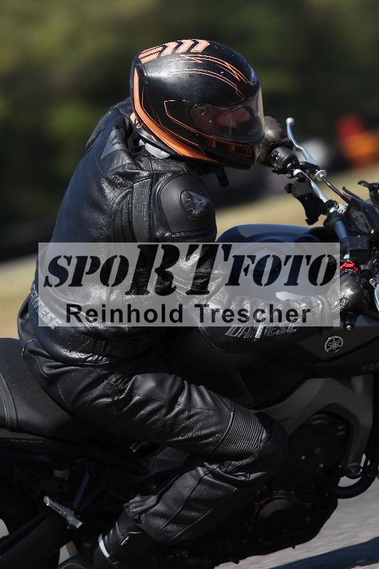 Archiv-2022/50 09.08.2022 MSS und TÖFF Track Day ADR/Gruppe blau/backside